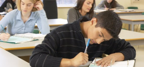 Estudiantes en clase