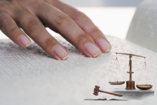 Tus derechos a fondo, una mano leyendo en braille