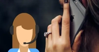 Banner sobre la nueva Ley de Atención al Cliente, con un dibujo de una teleoperadora y una persona hablando por teléfono