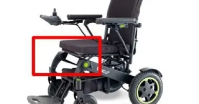 Imagen de la parte dañada de una de las sillas de ruedas eléctricas afectadas (Fuente: Aemps)
