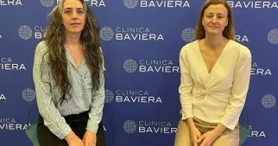 La subdirectora del laboratorio de la UCM y coordinadora de la investigación, Luz Martínez y la doctora Clara Martín, oftalmóloga de Clínica Baviera (Fuente: Clínica Baviera)