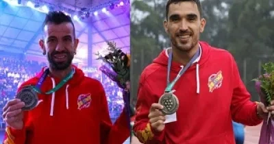 González (izquierda) y Martínez Morga muestran sus medallas conseguidas en Caxias do Sul (Fuente: CPE)