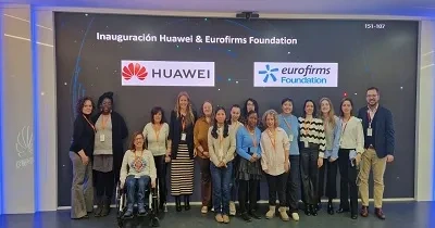 Un momento del acuerdo entre Eurofirms Foundation y Huawei, con todos los participantes (Fuente: Eurofirms Foundation)
