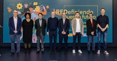 Momento de la presentación del Proyecto HERA, con todos los representantes que participaron en ella (Fuente: CNSE)