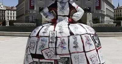 La Menina que diseñó el cantante Alejandro Sanz para la exposición urbana del 2018 “Meninas Madrid Gallery” del artista Antonio Azzato, que se ha donado para la ocasión (Fuente: TransPerfect)