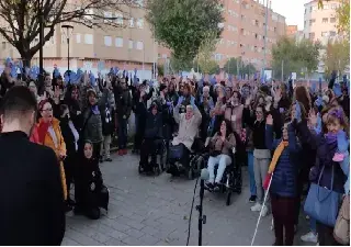 Concentración cívica contra la violencia machista, para denunciar las múltiples violencias a las que están expuestas las mujeres con discapacidad.