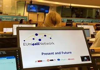 Sala de ordenadores de EUni4All