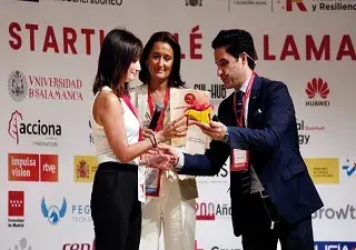 Entrega del premio Best Social 4 Good Institution a Fundación ONCE
