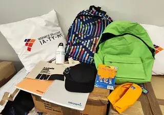 material escolar para niños refugiados de Ucrania 