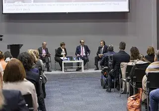 foto presentación en Fitur