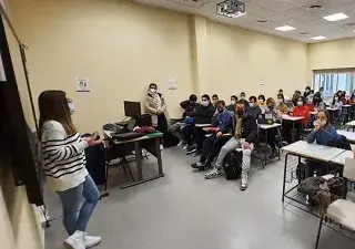 Alumnos con discapacidad intelectual, en la clase de uno de los cursos de la Universidad de Córdoba