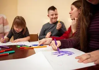 Niños en un centro de educación especial (Fuente: Servimedia)