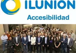 Foto de familia durante la Jornada de ILUNION Accesibilidad (Fuente: ILUNION)