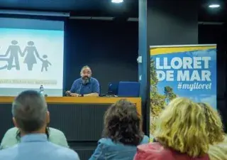 Momento de la ponencia técnica de ILUNION, que corrió a cargo del consultor de accesibilidad y formación, Raúl Núñez