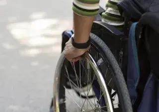 Una persona en silla de ruedas (Fuente: Servimedia)