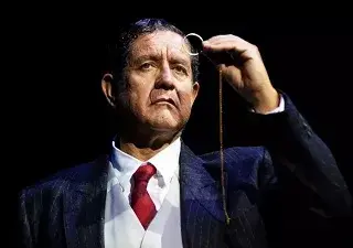Imagen del cartel de la obra ‘Don Ramón María del Valle Inclán’ en el Teatro Español, que se podrá ver en teatro accesible