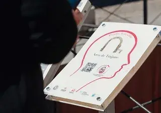 Acceso a la información del Arco de Trajano explicado de forma accesible