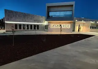 Vista nocturna del nuevo Hospital monográfico de neurorrehabilitación Casaverde Castilla y León (Fuente: Grupo Casaverde)