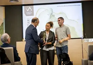 Entrega del premio, al perro guía Xabat (Fuente: Grupo Social ONCE)