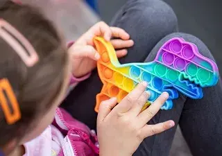 Cartel de la campaña 'Llamémoslo por su Nombre', de la Confederación Autismo España