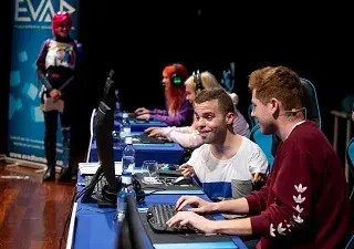 Exhibición de videojuegos accesibles en el Congreso de Tecnología y Turismo de Fundación ONCE de 2019